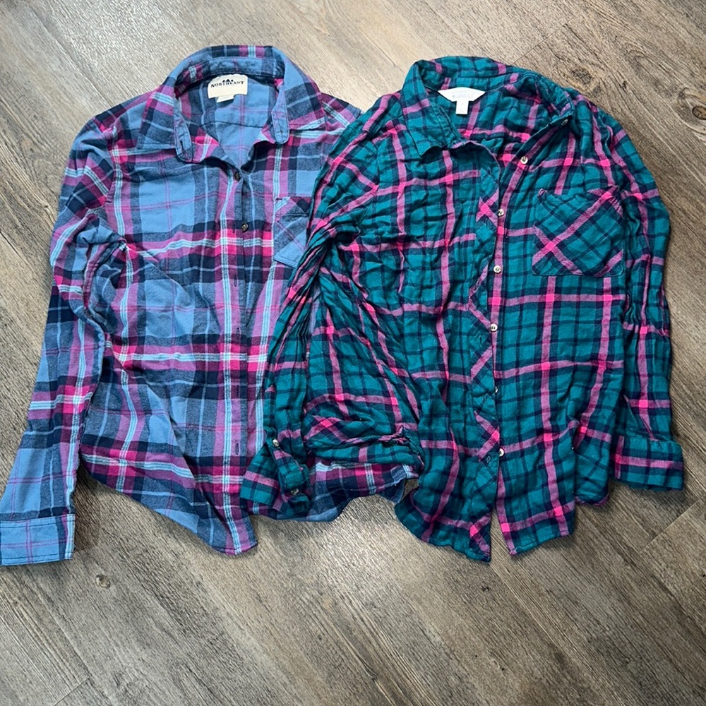 Women’s Flannels size Medium